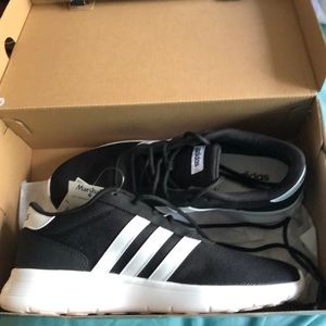 Black Adidas  Lite Racer 81/2